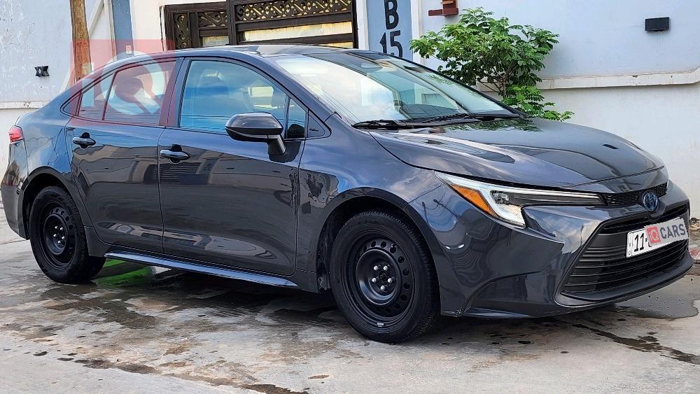 تۆیۆتا کۆرۆلا